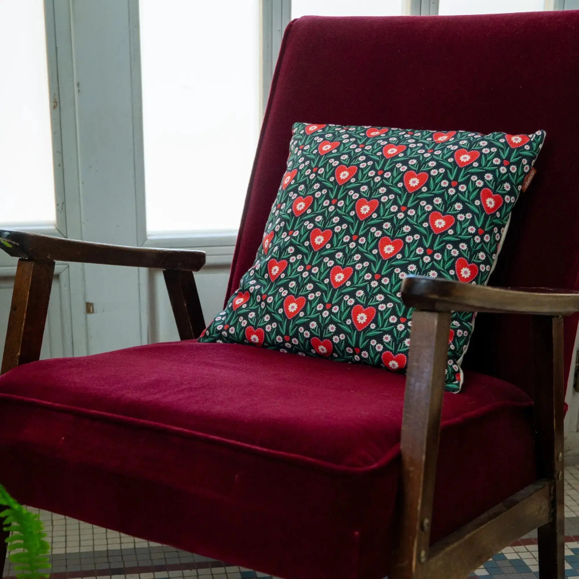 Coussin design – Motif Floraison Graphique (édition limitée) SEZONS