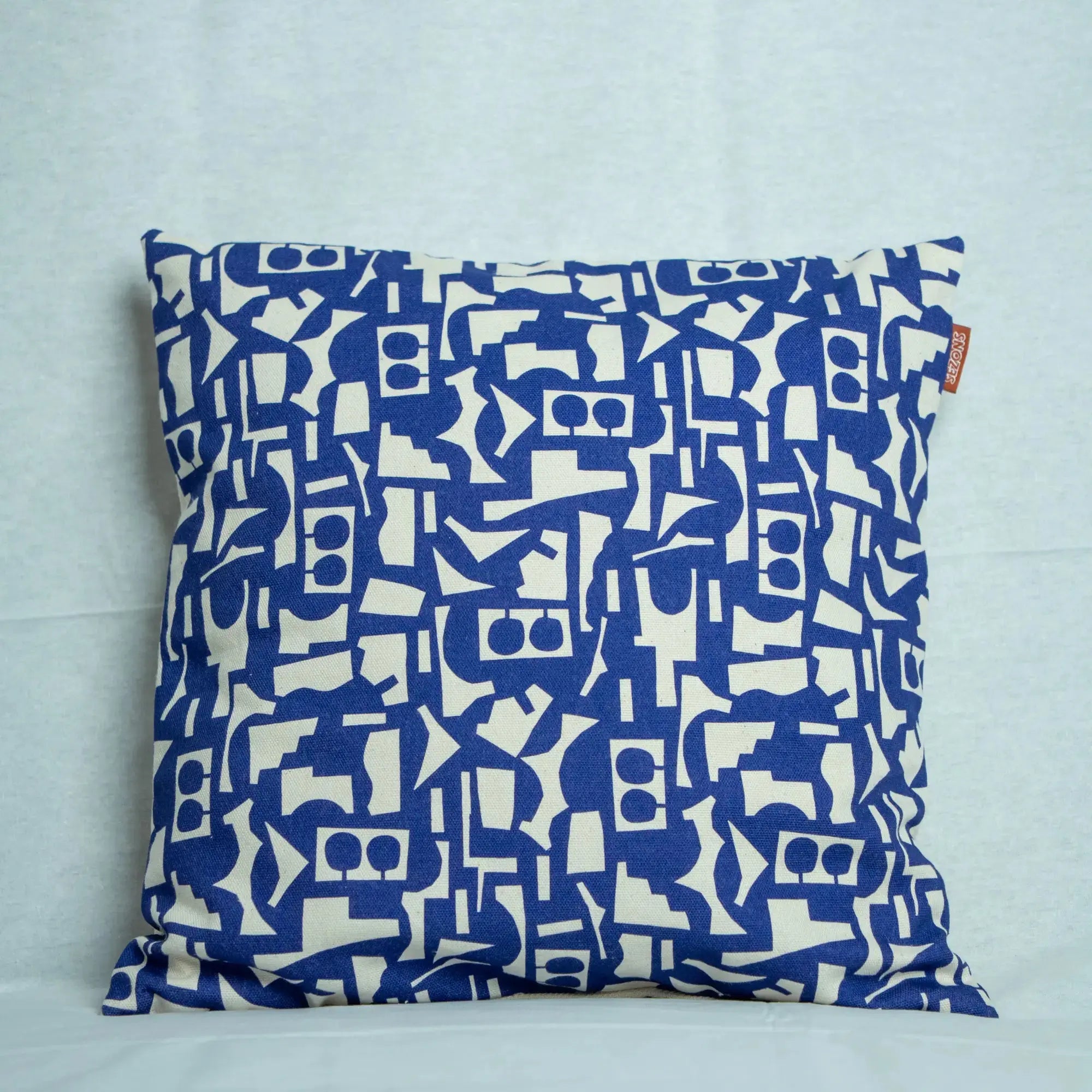 Housse de coussin 40x40 Structure Intuitive en situation