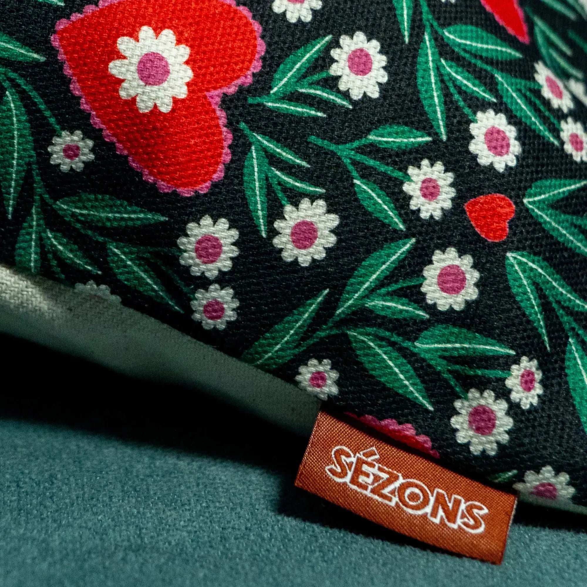 Coussin design – Motif Floraison Graphique (édition limitée) SEZONS